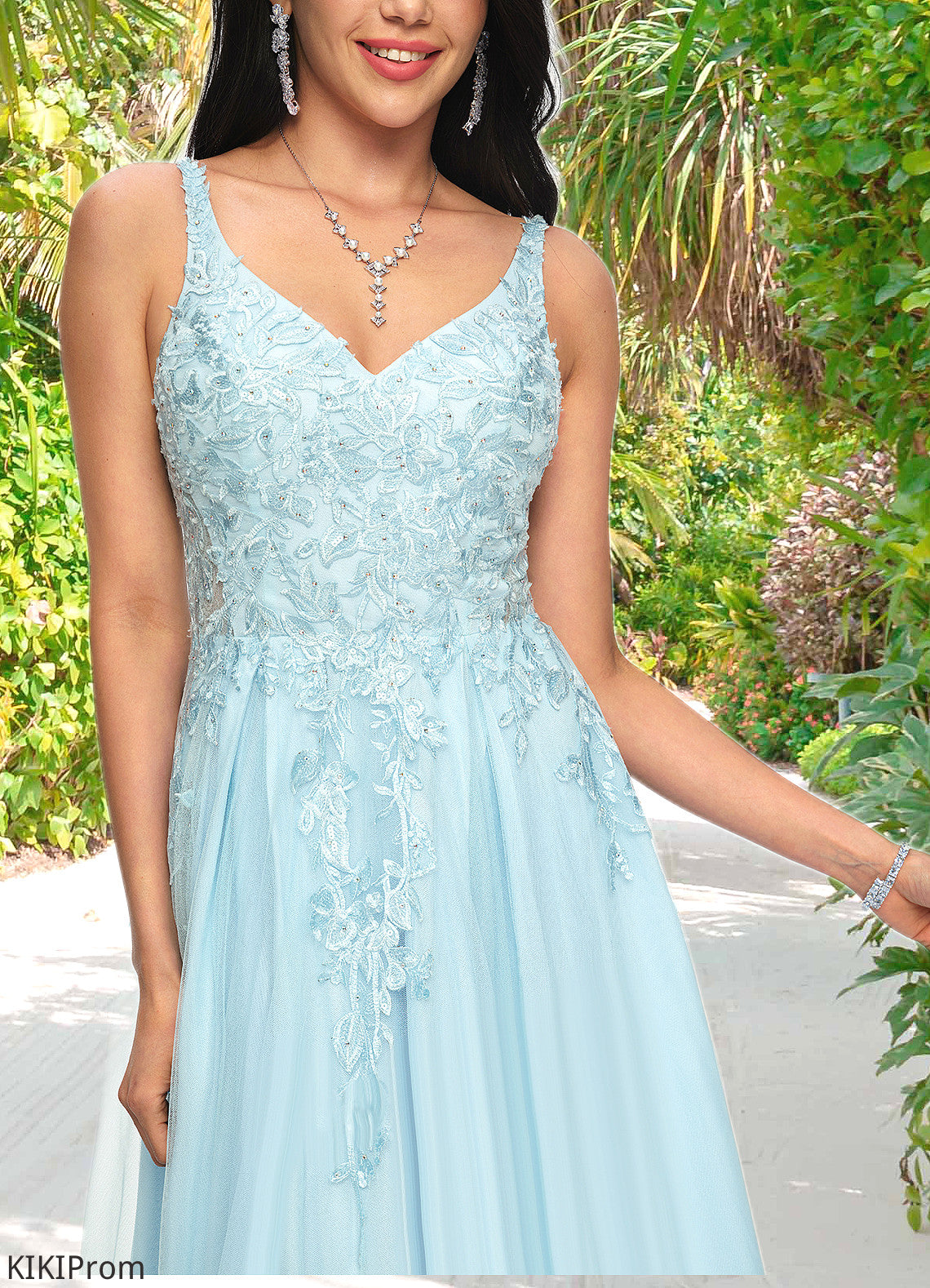 Laura A-line V-Neck Floor-Length Tulle Prom Dresses With Rhinestone Appliques Lace Sequins DZP0022225