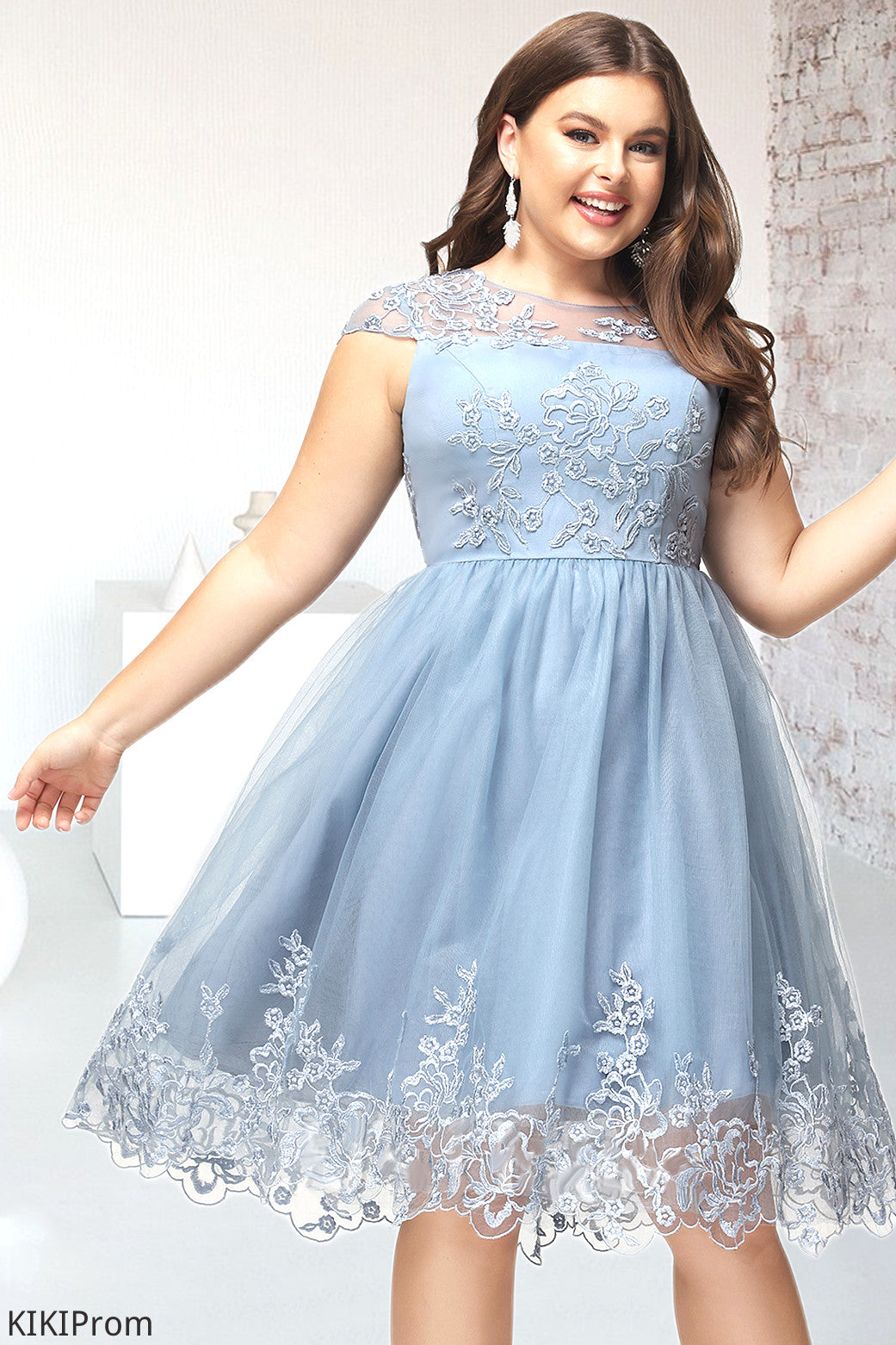 Sophie A-line Scoop Knee-Length Lace Tulle Homecoming Dress With Sequins DZP0020579