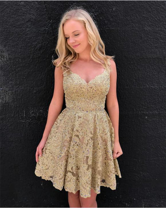 Gold Lace A Line Savanna Homecoming Dresses V Neck Sleeveless Appliques Pleated Flowers Backless