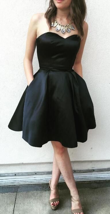 Black Strapless Sweetheart Satin A Line Homecoming Dresses Princess Pockets Backless Pleated