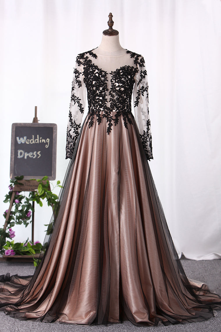 2024 Evening Dresses Scoop Long Sleeves A Line Tulle With Applique And Slit