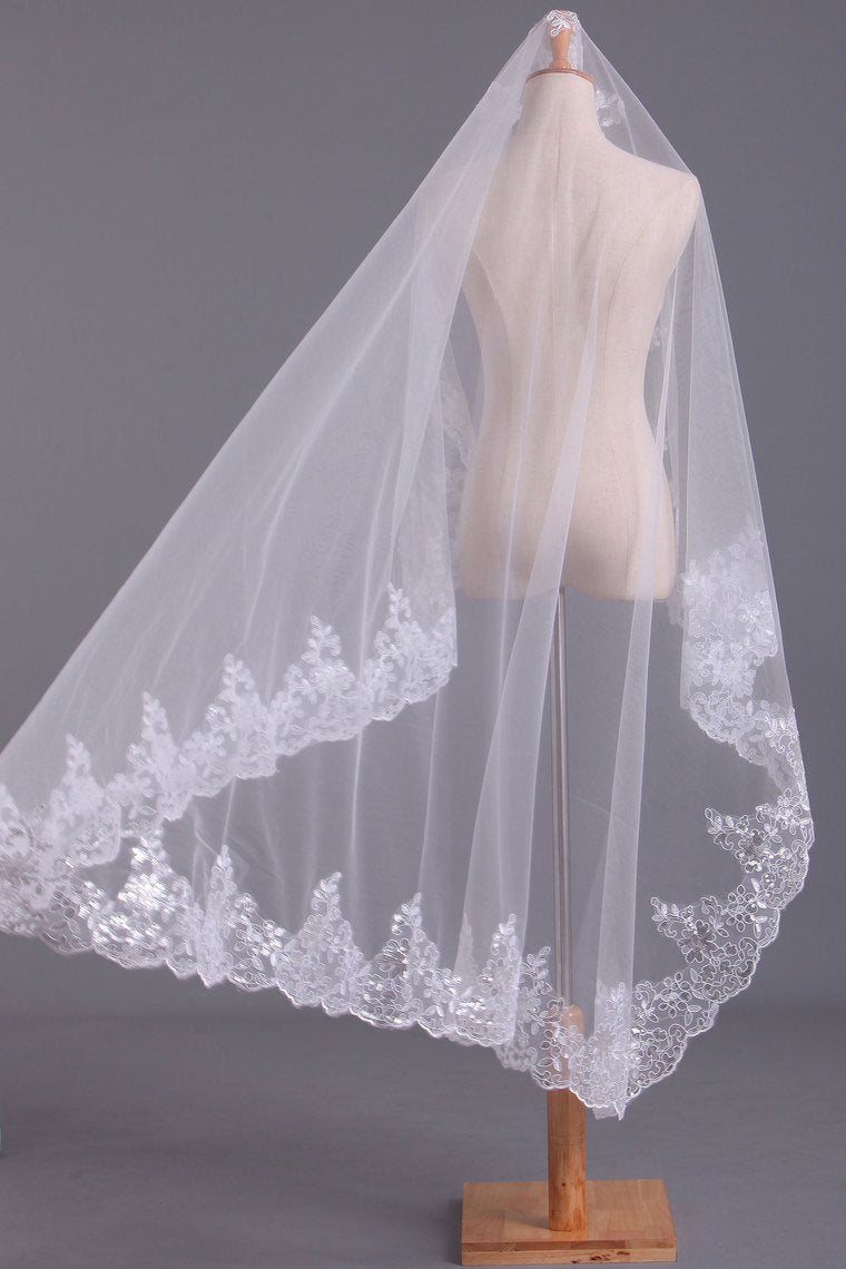 2022 Gorgeous Wedding Veils With Applique