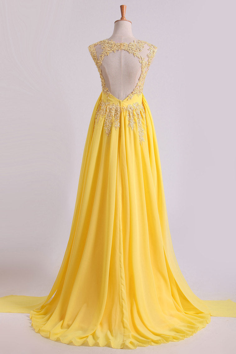 2022 Enchanted Bateau A-Line Court Train Prom Dresses With Applique & Bow-Knot Daffodil