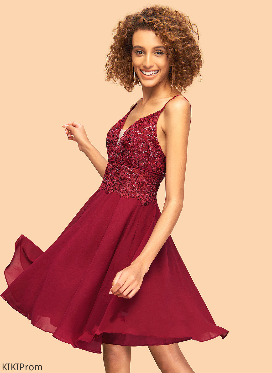 Short/Mini V-neck Homecoming Dresses Homecoming Dress Chiffon Lilah With Lace A-Line Sequins