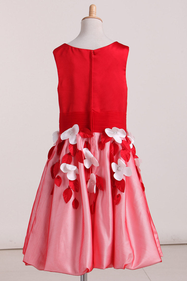 2024 New Arrival Flower Girl Dresses A Line Scoop Satin & Tulle With Handmade Flowers