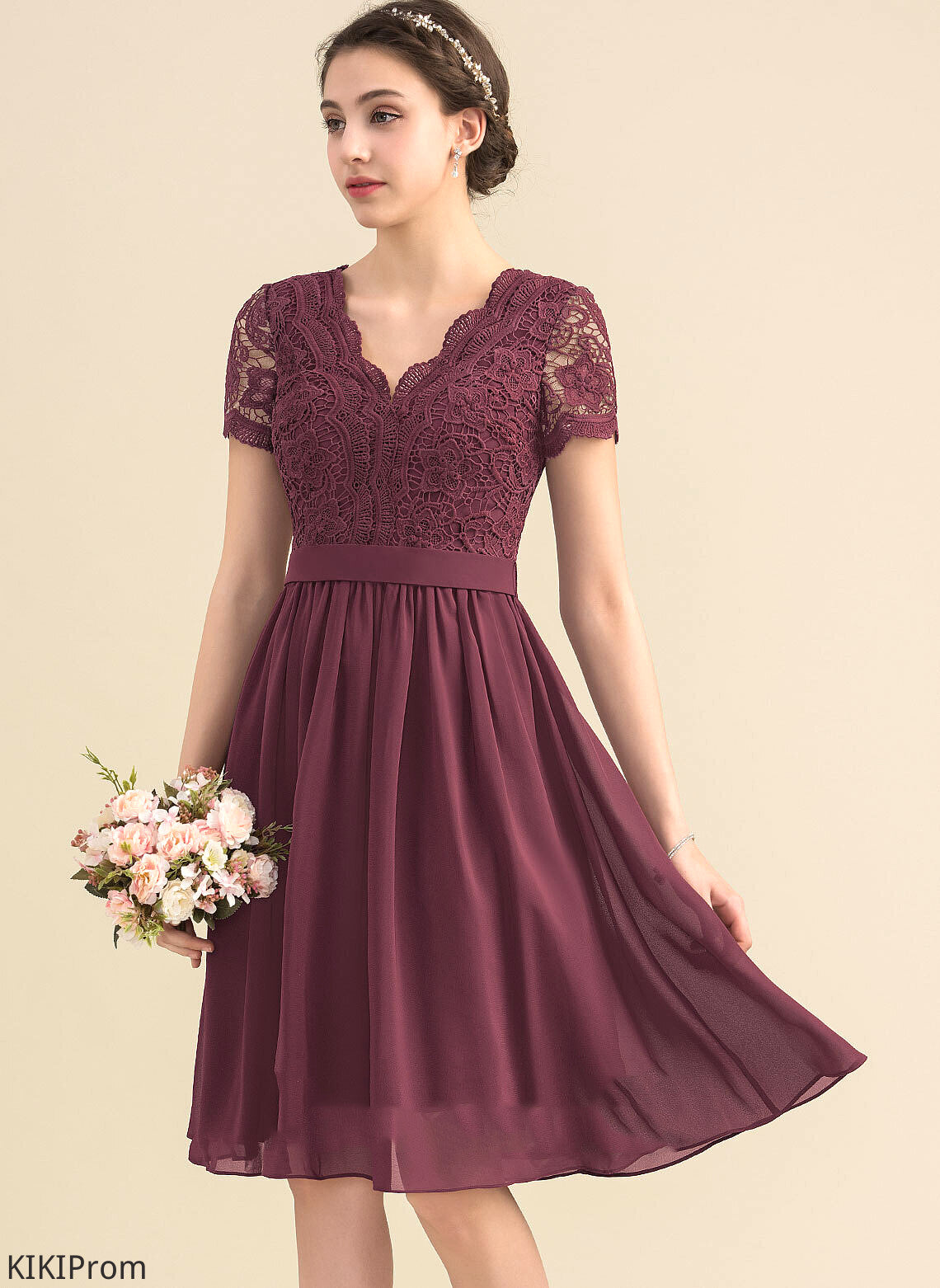 Dress V-neck With Knee-Length Chiffon Lace Homecoming Lace A-Line Homecoming Dresses Caylee
