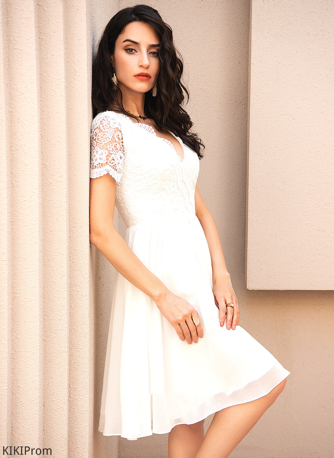 Homecoming Dress Homecoming Dresses Gertrude Knee-Length Lace V-neck Chiffon With A-Line