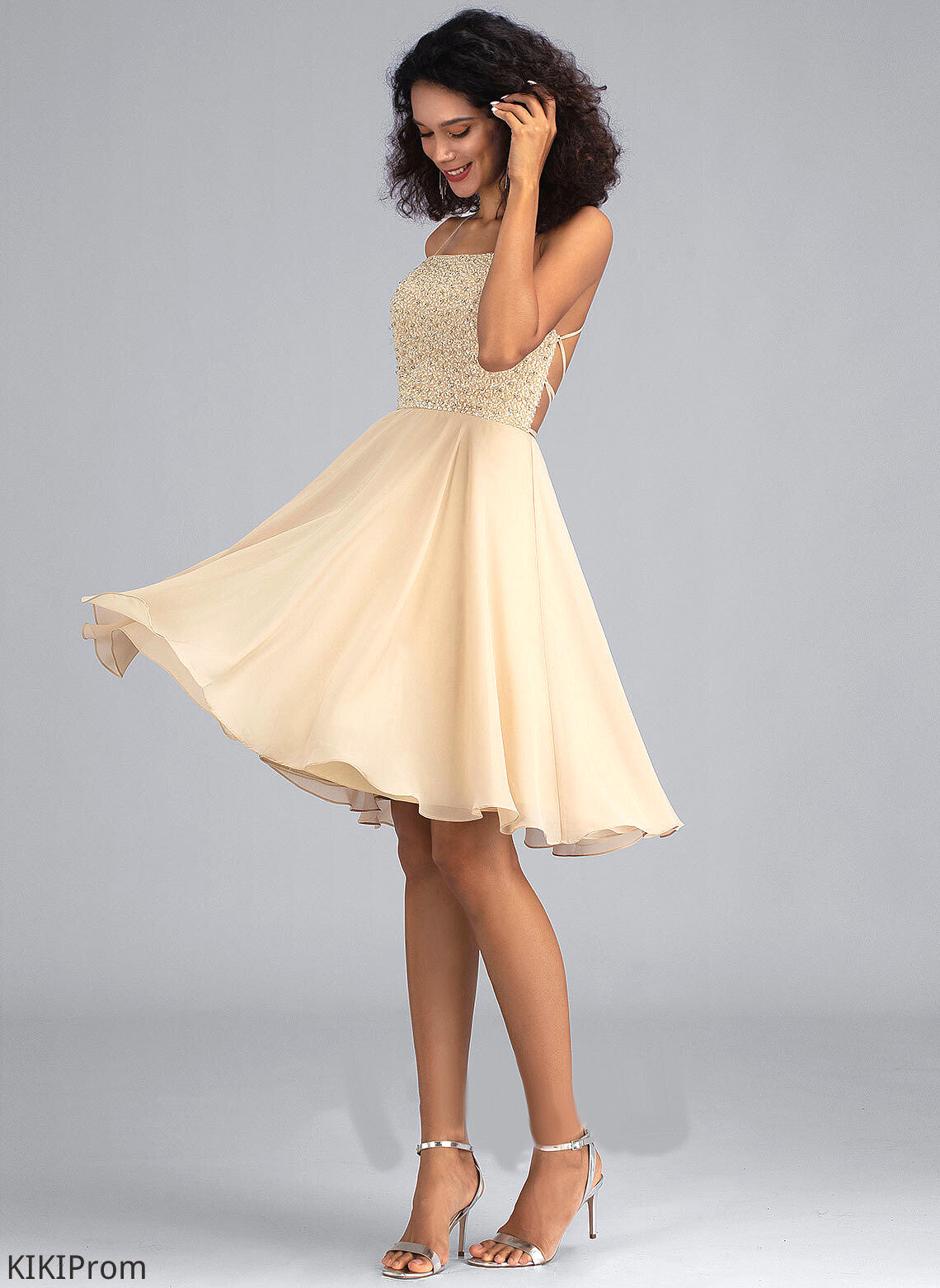 Neckline Chiffon Beading Square A-Line Dress With Pancy Homecoming Dresses Knee-Length Homecoming Sequins