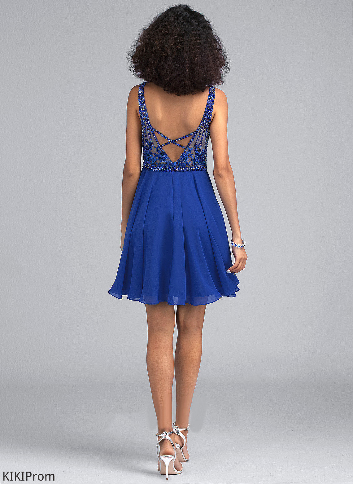 Short/Mini Dress Homecoming Dresses Homecoming With Beading Jewel Chiffon V-neck A-Line Lace