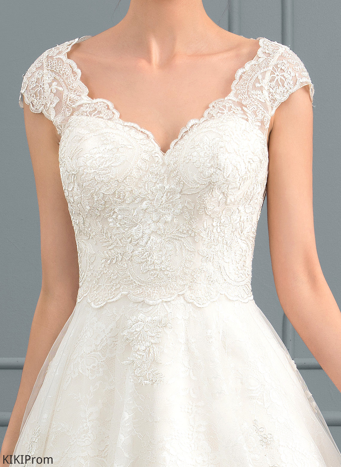Dress Tulle Wedding Dresses A-Line V-neck Knee-Length Wedding Reyna Lace