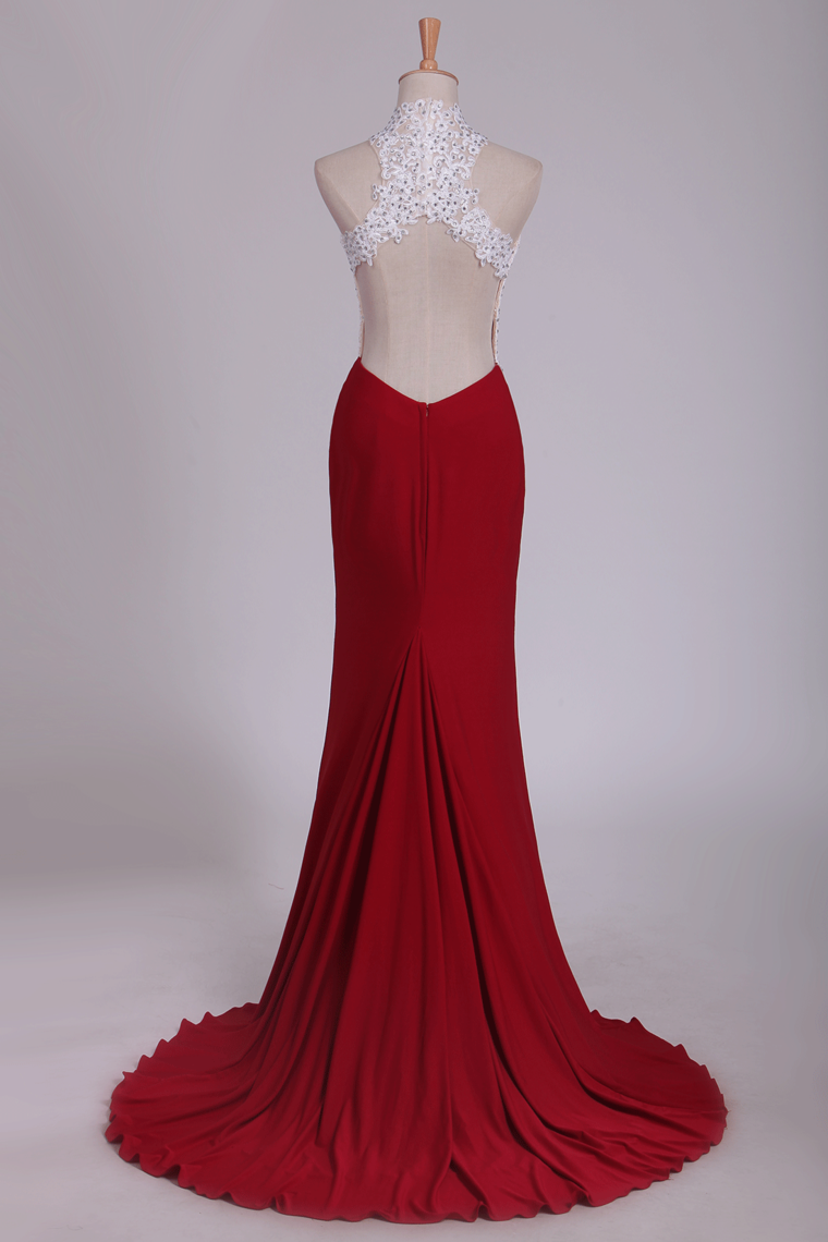 2022 High Neck Sheath Spandex Prom Dresses With Applique And Beads Open Back