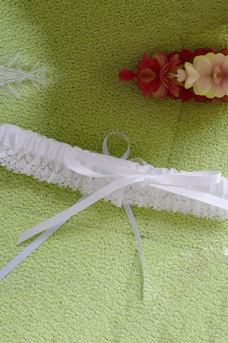Unique Satin/Lace With Bowknot/Rhinestone Wedding Garters