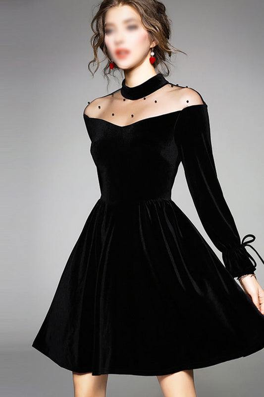Charming Black Round Neck Long Sleeves A Line Homecoming Dresses