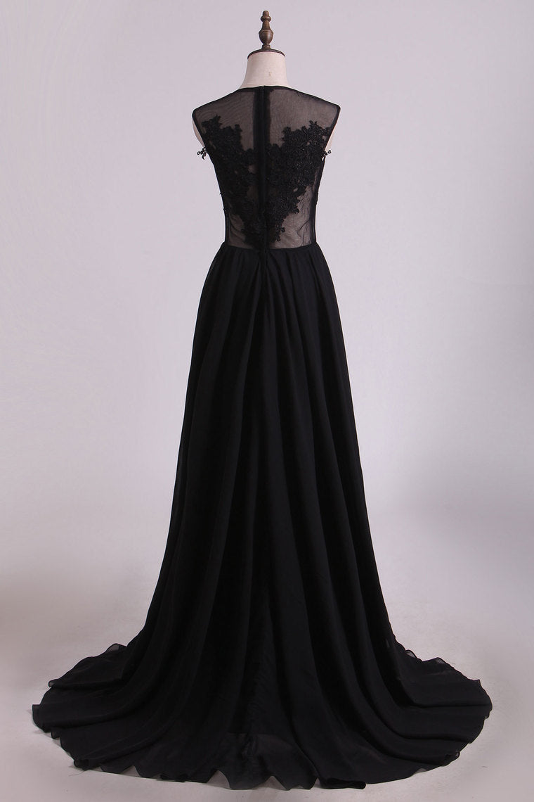 2022 A Line Prom Dresses Scoop Chiffon With Applique And Slit Sweep Train