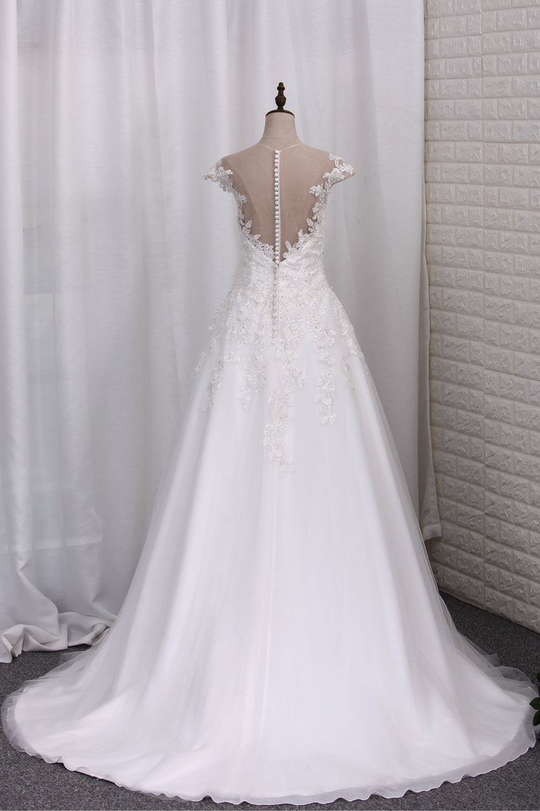 2024 A Line Wedding Dresses Scoop Tulle With Applique Court Train
