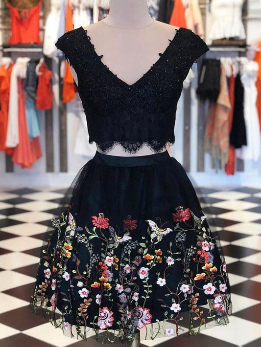 Homecoming Dresses Joan Two Pieces Lace V Neck Dresses Short Black With Floral DZ1881