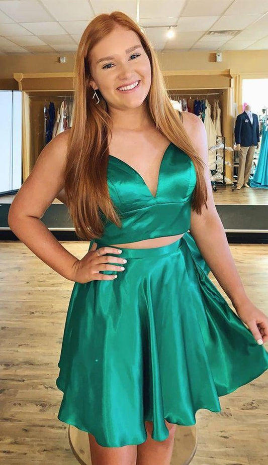 Lucinda Two Pieces Homecoming Dresses Short Green Formal Cheap DZ3621