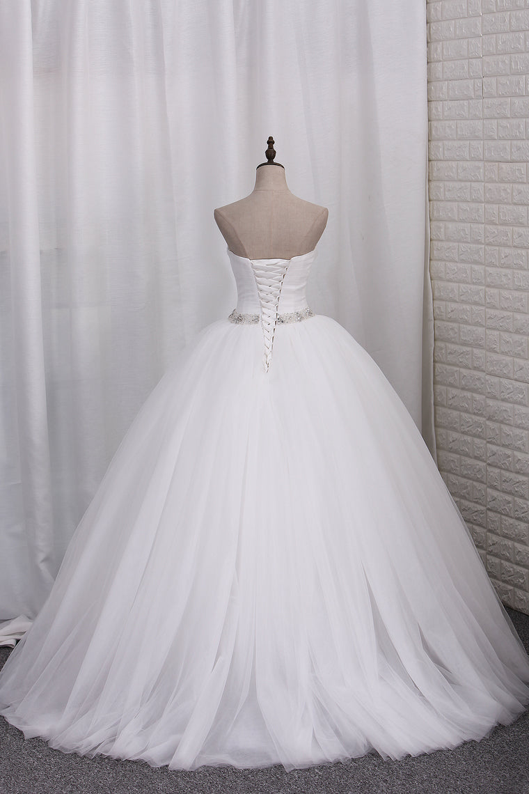 2024 New Wedding Dresses Tulle Ball Gown Sweetheart Ruched Bodice Lace Up Back