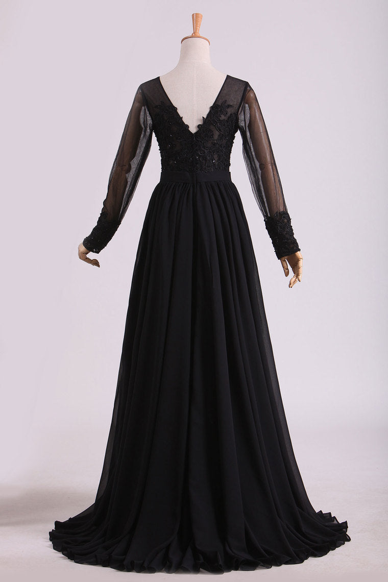 2022 Black Evening Dresses Long Sleeves A Line Chiffon With Applique & Slit