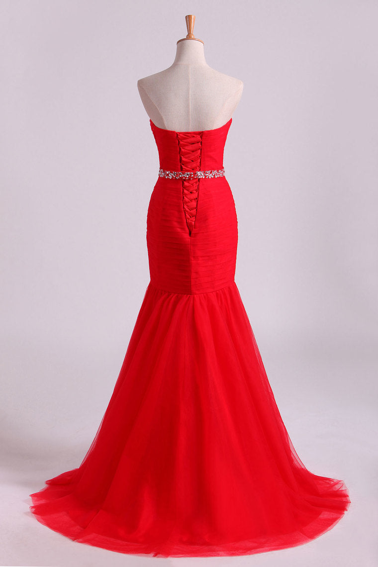 2022 Red Mermaid Sweetheart Floor Length Prom Dresses With Ruffles And Beading Tulle